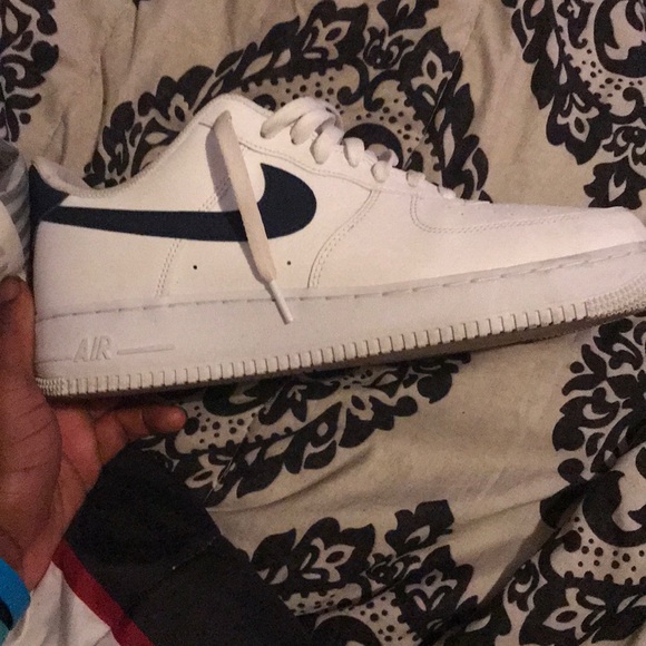 Shoes - Picture 2 of 2